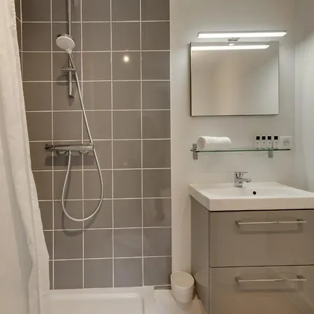 Le Mont Blanc - Charming T1 Ideal For 2 People With Balcony
