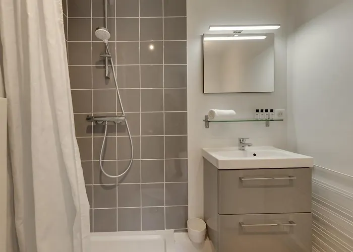Le Mont Blanc - Charming T1 Ideal For 2 People With Balcony